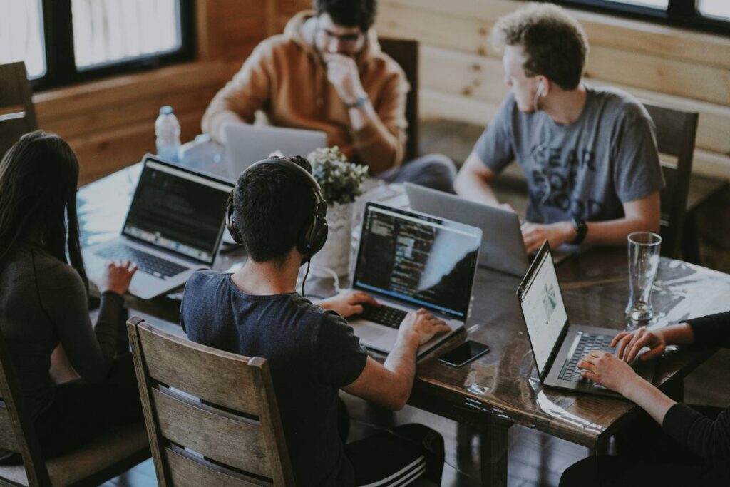 étudiants en dcg